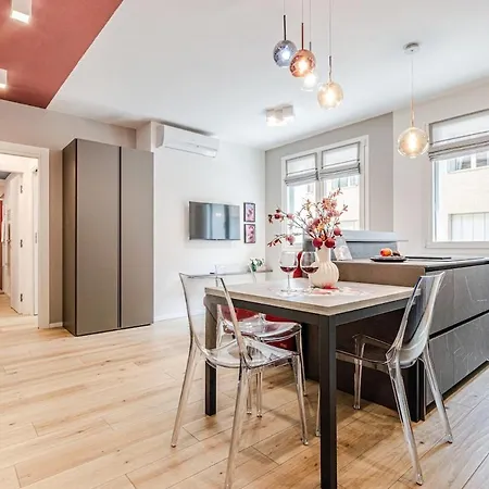 Nuovo Con Posto Auto Privato A 5 Min A Piedi Dal Centro *